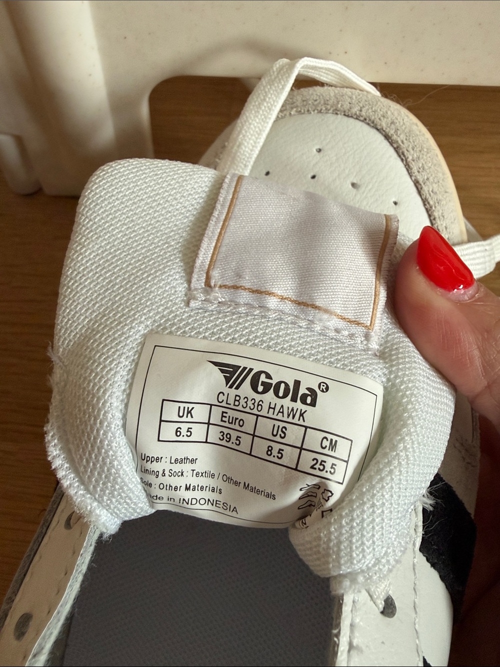 Gola Classics Hawk Sneakers - Picture 9 of 10